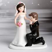 Dekorative Figur Heiraten - Brautpaar Handkuss